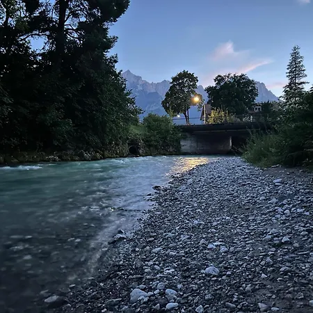 Apartment Loisachlodge - Zwischen Loisach Und Zugspitze *