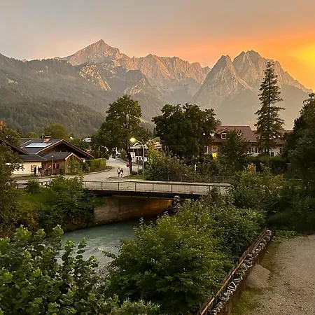 Apartment Loisachlodge - Zwischen Loisach Und Zugspitze *